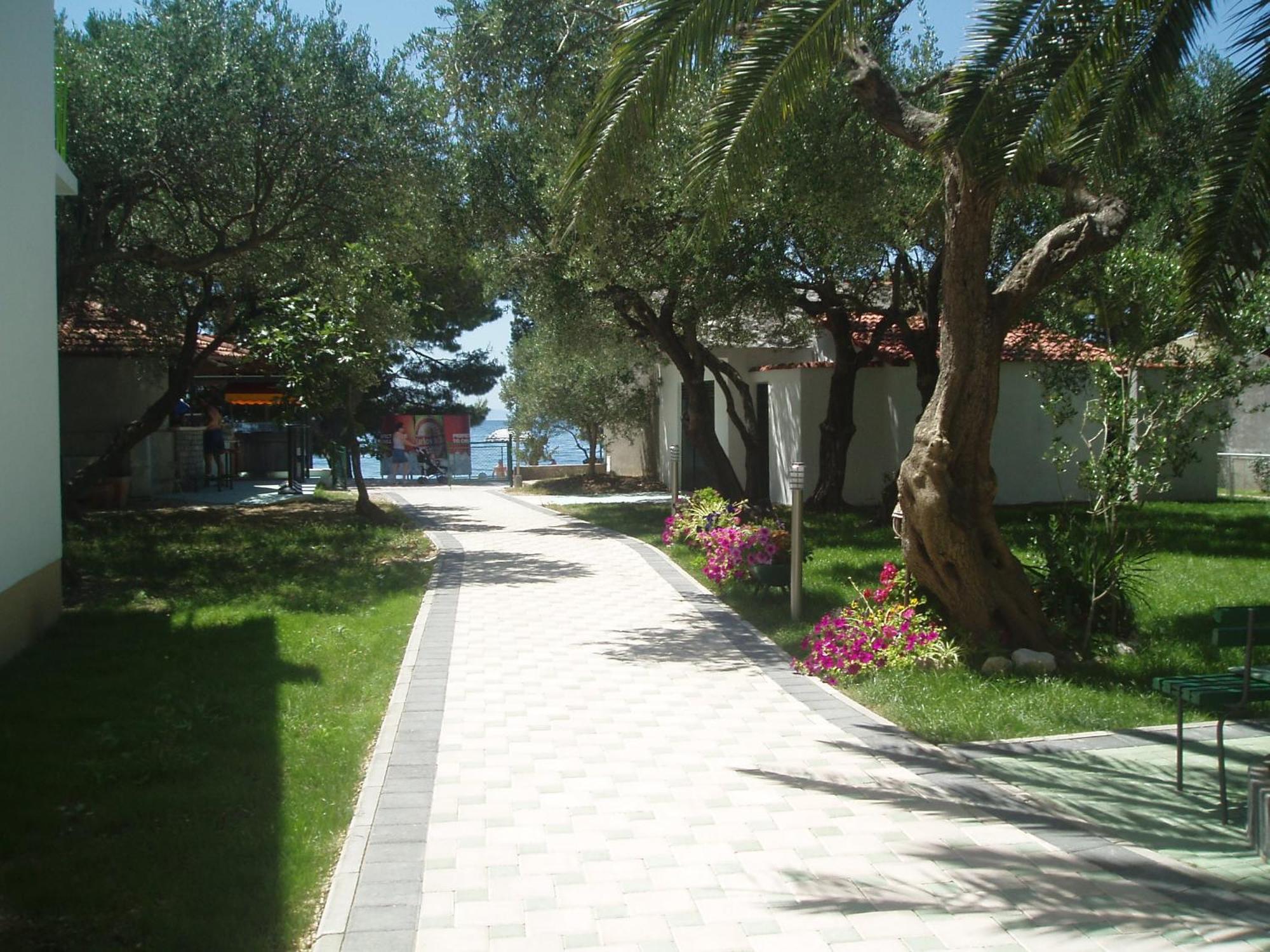 Rooms & Apartments Villa Anka Tucepi Exterior photo