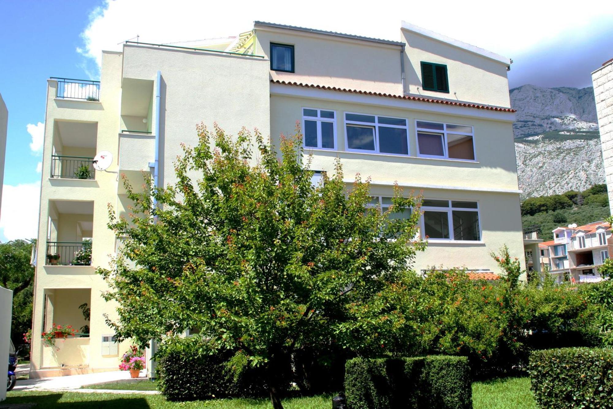Rooms & Apartments Villa Anka Tucepi Exterior photo
