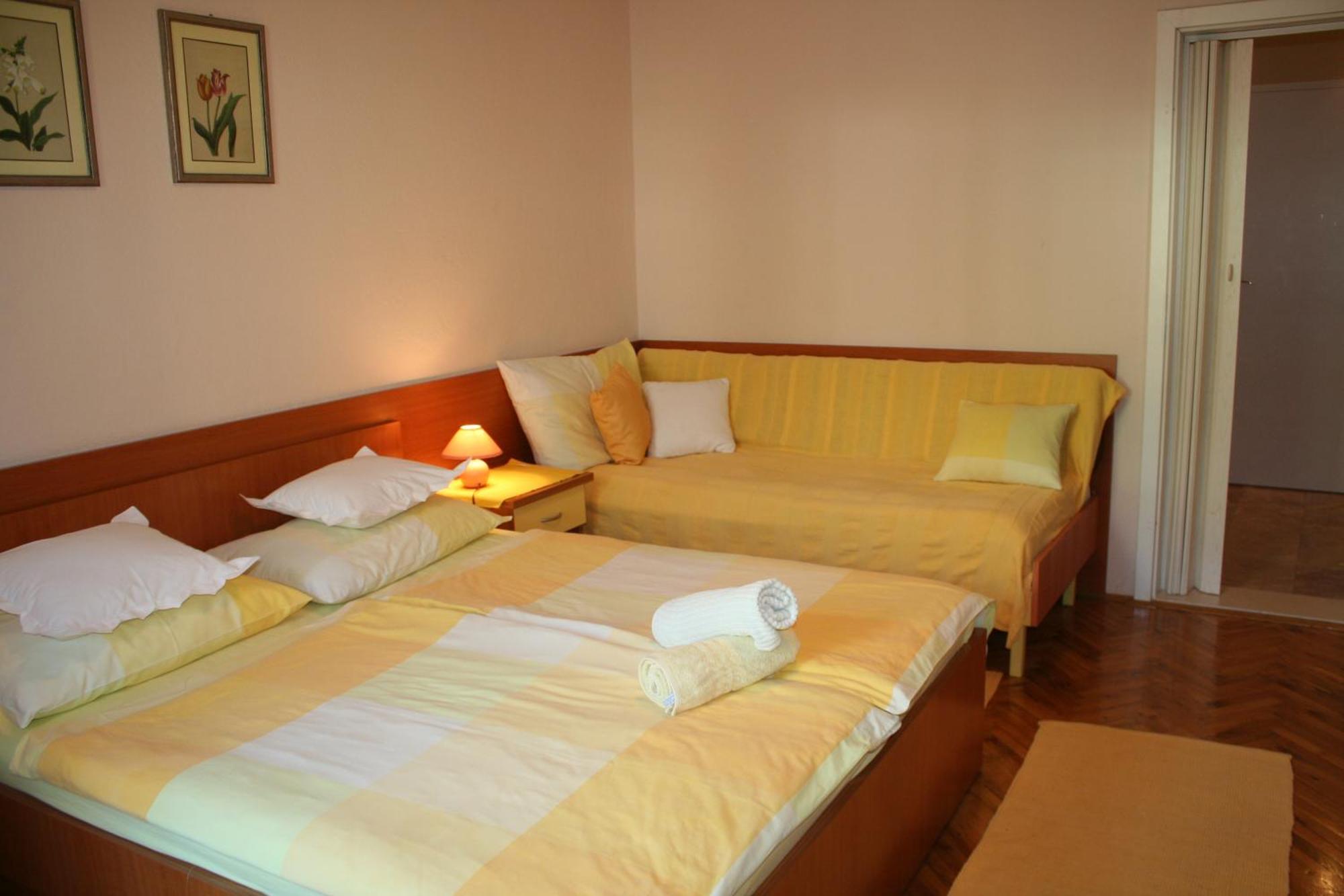 Rooms & Apartments Villa Anka Tucepi Room photo