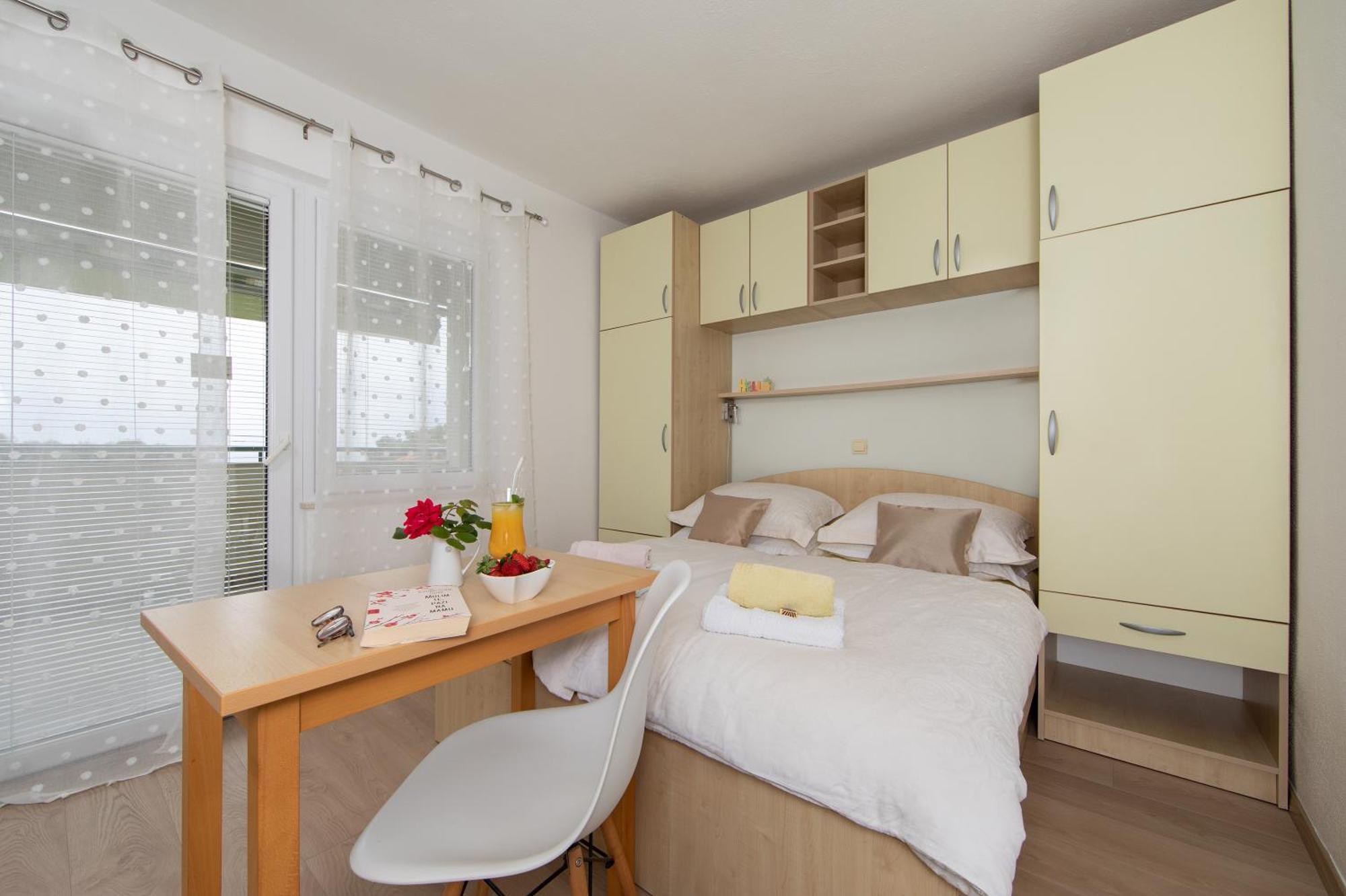 Rooms & Apartments Villa Anka Tucepi Exterior photo