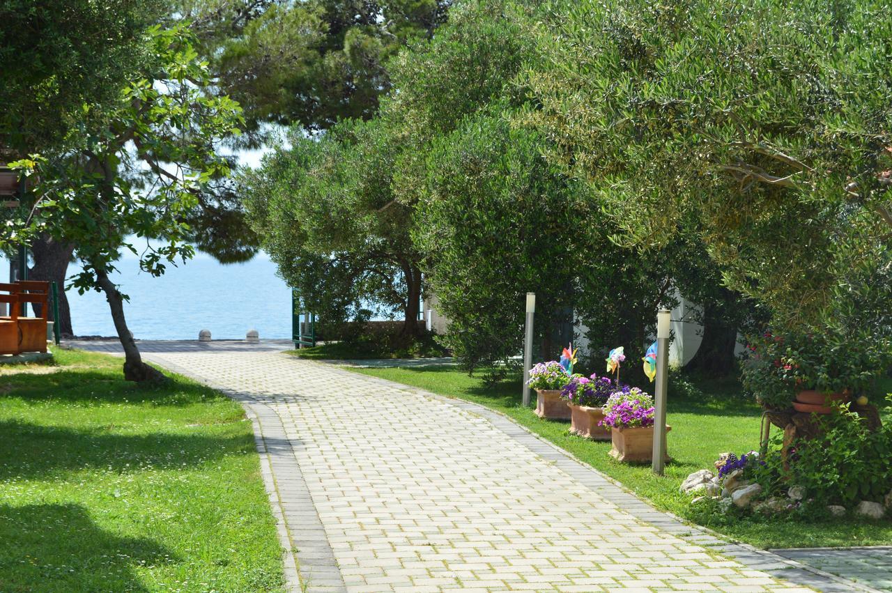 Rooms & Apartments Villa Anka Tucepi Exterior photo